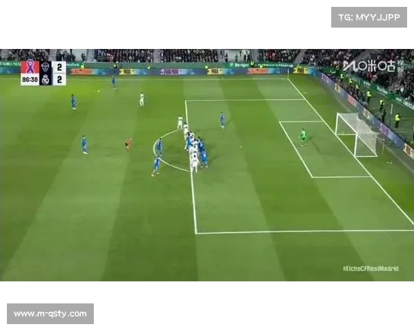 皇马vs塞维利亚：贝林厄姆头球破门先拔头筹